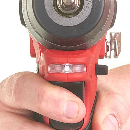 Klucz udarowy akumulatorowy 1/4" 136 Nm M12 FIW14-0 MILWAUKEE