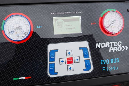 Urządzenie do obsługi klimatyzacji Nortec-Pro EVO BUS
