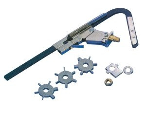 Przyrząd do czyszczenia rowków tłoka AI010009