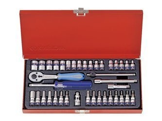 ZESTAW NASADEK 1/4''  39cz. KRÓTKIE,  6-kąt.  4 - 13mm, T8 -T40, HEX 3 - 10, E4 - E8  Z  AKCESORIAMI, CHROM, KASETA