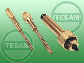 S0000121 - Przyrząd do wyjmowania i legalizacji świec CDI