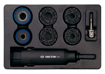 ZESTAW DO CZYSZCZENIA ŚRUB I PIAST KÓŁ 8 CZ.