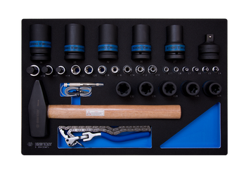 ZESTAW NASADEK + MŁOTEK + REDUKCJA + PRÓBNIK + KLUCZ DO FILTRÓW, 30 CZ. WKŁAD Z PIANKI DO WÓZKA