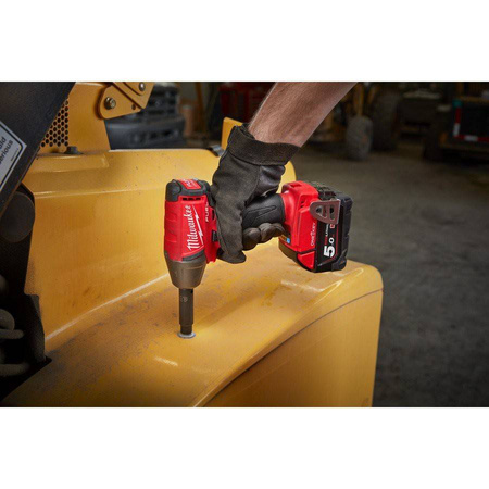 Klucz udarowy akumulatorowy 1/2" 300 Nm z kulką M18 ONEIWP12-502X MILWAUKEE 
