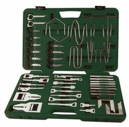 Kpl. kluczy do demontażu radia 52szt. AR060043