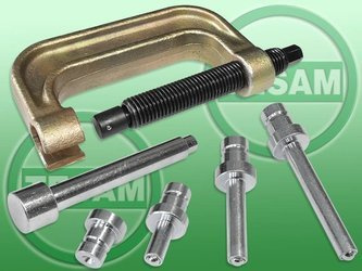 S0002692 - Prasa ściągacz do mocno zapieczonych sworzni zawiasów drzwi naczep samochodów ciężarowych