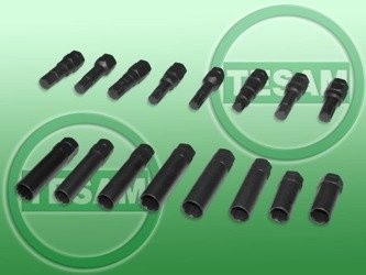  S0001470 - Zestaw nietypowych kluczy do kół