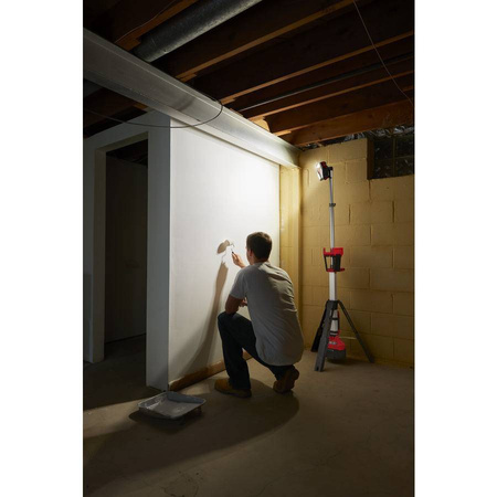 Lampa stojąca LED 3000lm M18 HSAL-502B MILWAUKEE