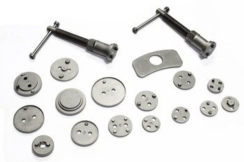 S9999908 - Zestaw do cofania tłoczków hamulcowych prawy i lewy 18 części